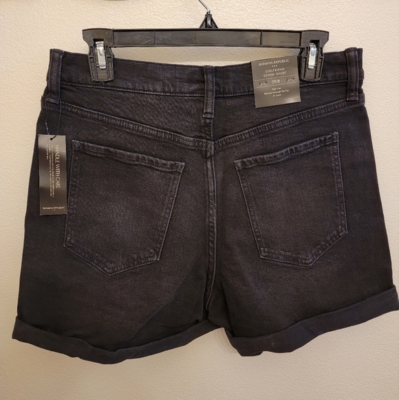Banana Republic Black Denim Girlfriend Short - Picture 2 of 2